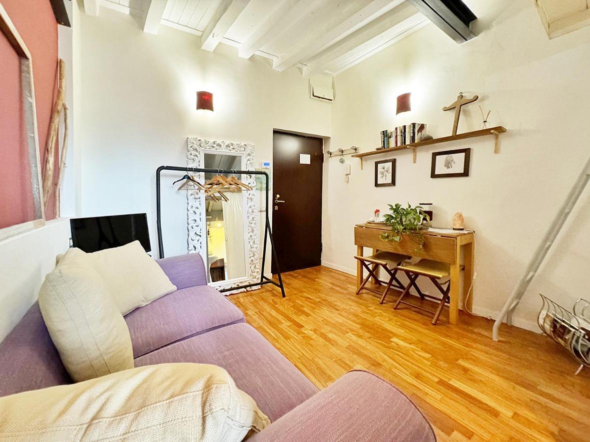 Appartamento Flat In Milan - Navigli Esterno foto